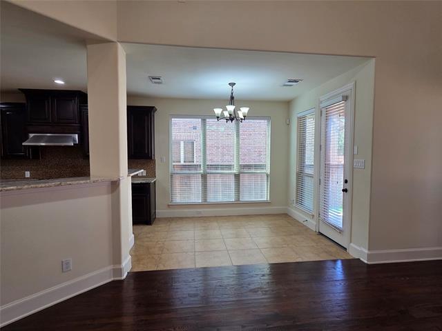 Building Photo - 7119 Paluxy Dr