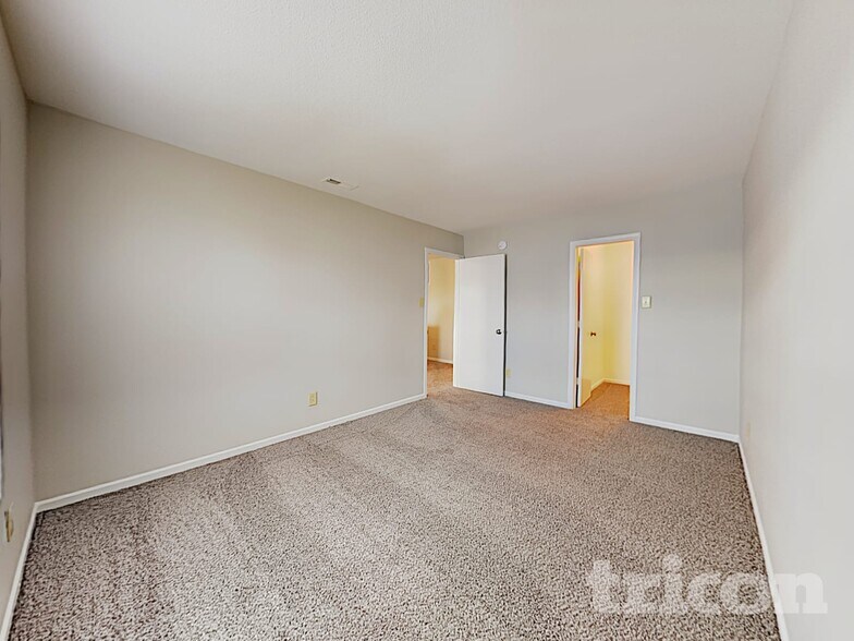 Building Photo - 11314 Cuyahoga Dr