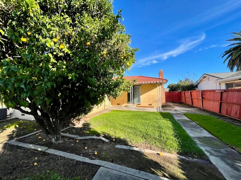 Building Photo - 6626 50th St