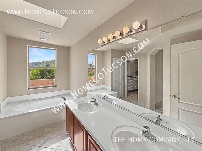 Building Photo - 7713 E Pristine Pl