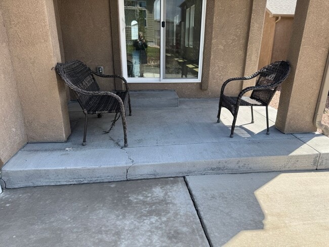 Building Photo - FABULOUS 2 STORY IN WOLF RANCH