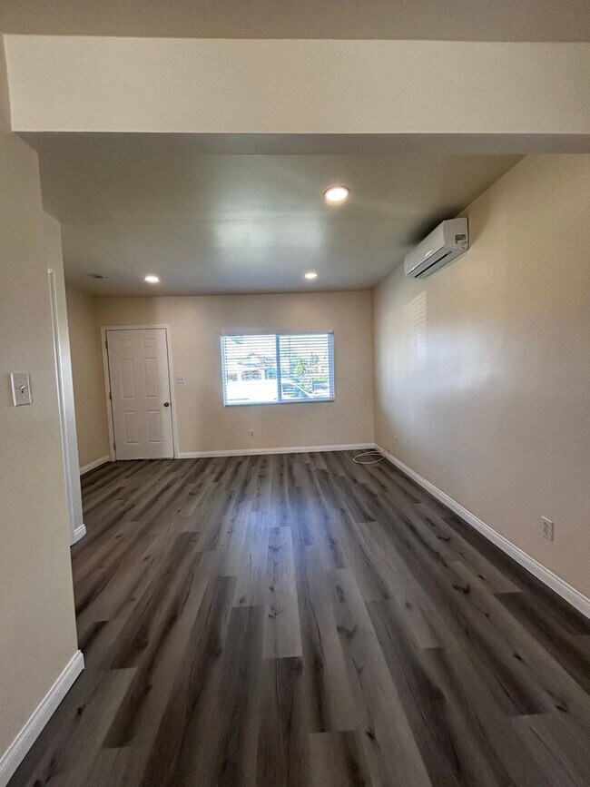 Building Photo - Bradshawe