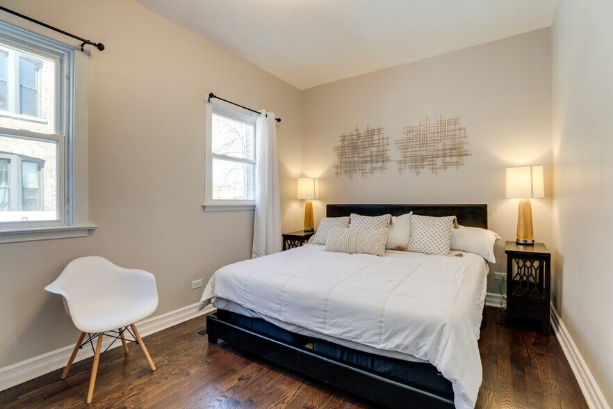 Building Photo - 113 S Mason Ave