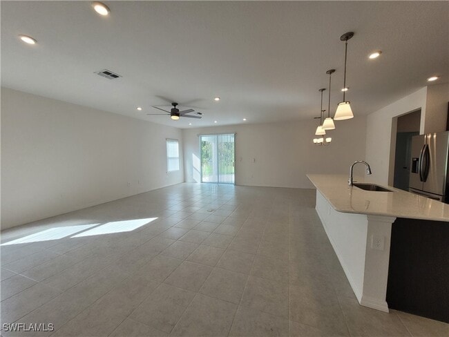 Building Photo - 26013 Ocelot Ln