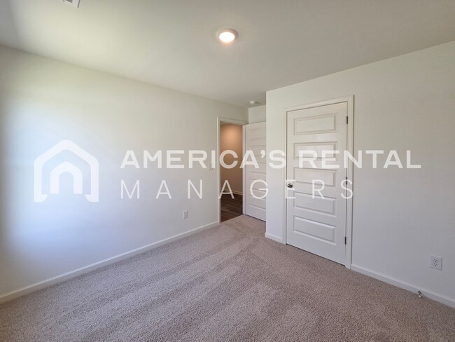 Building Photo - New Construction Home for Rent in Calera, AL - Timberline Community!