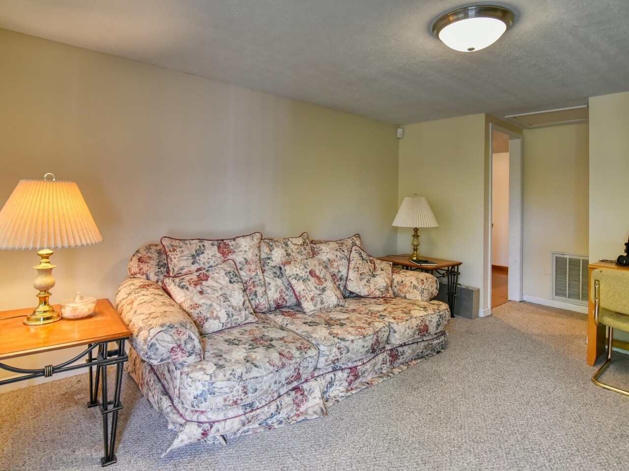 Living Room - 1303 Chestnut St