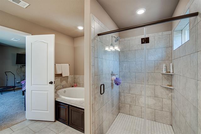 Building Photo - 403 Butterfly Ln