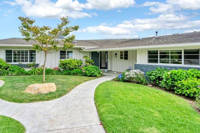 Building Photo - Gorgeous single story home in La Jolla wit...