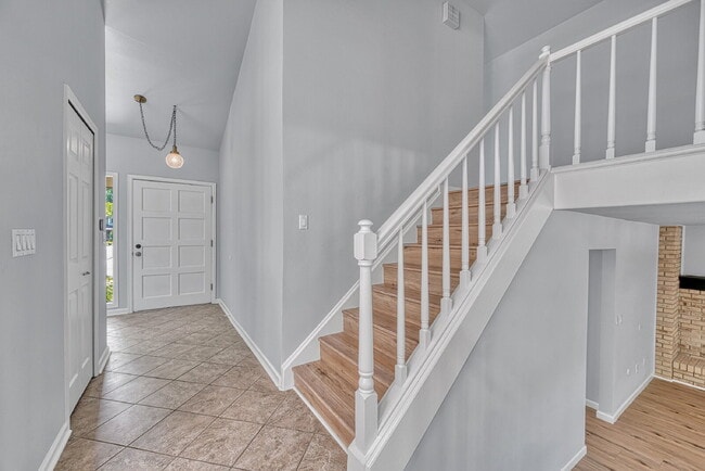 Building Photo - $3,600.00 - 4 Bedroom, 3.5 Bathroom, Singl...