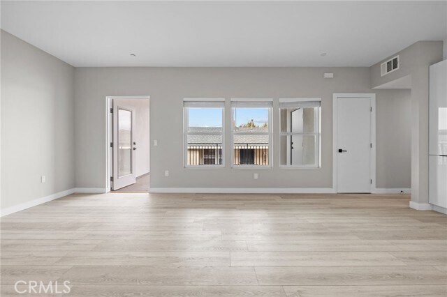 Building Photo - 12714 S Figueroa St