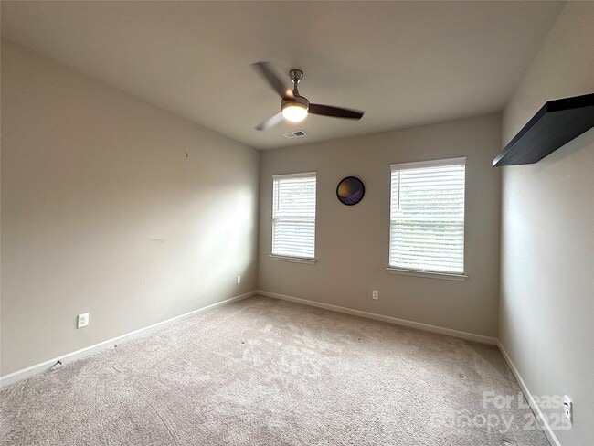 Building Photo - 228 Overstone Ct