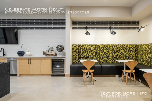 Building Photo - Broadstone Burnet