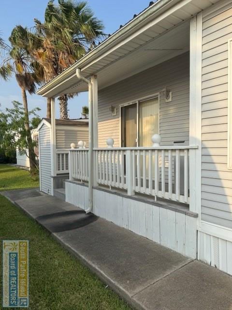 Building Photo - 387 Sand Dollar Dr
