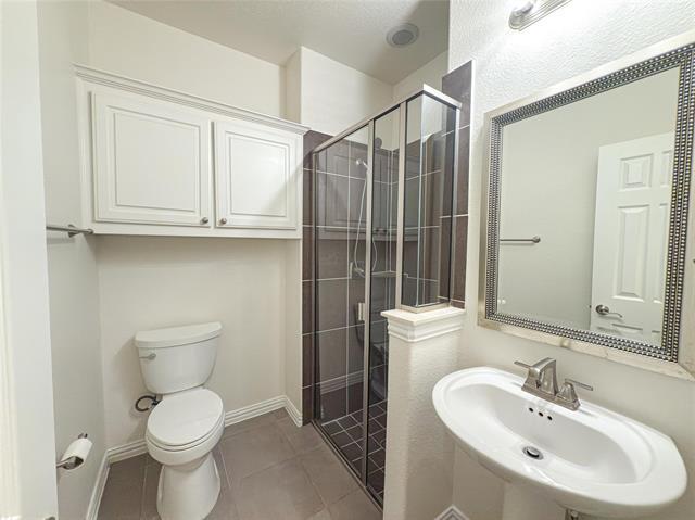 Building Photo - 12005 Beckton St