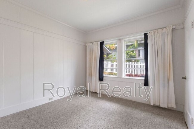 Building Photo - 2910 Nanihale Pl