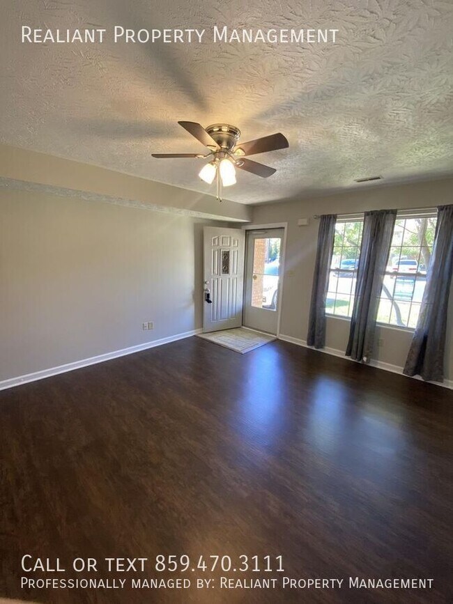 Building Photo - 2921 Blairdon Cir