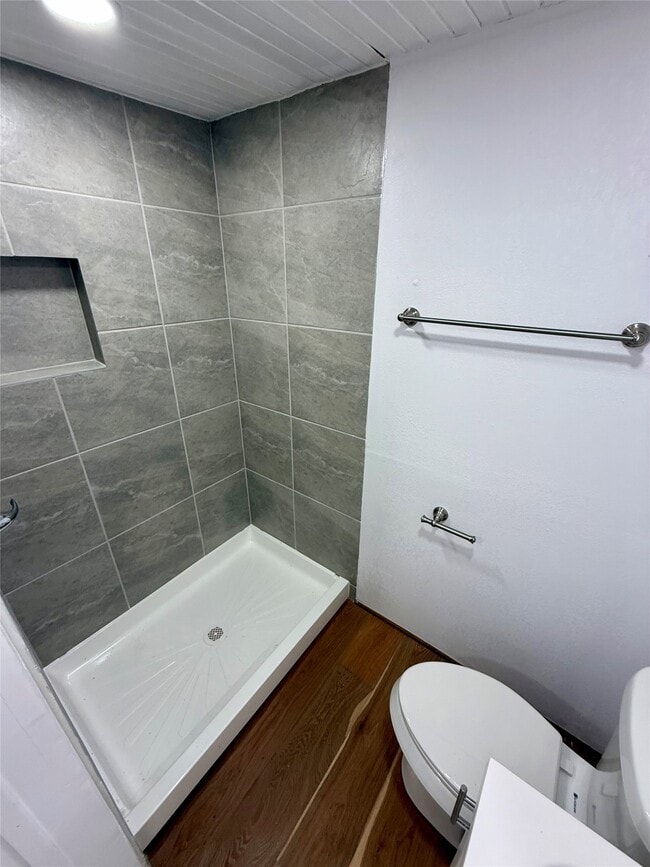 Building Photo - 2727 Old Houston Rd