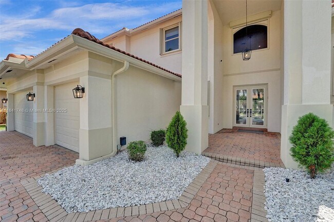 Primary Photo - 1727 Victoria Pointe Cir
