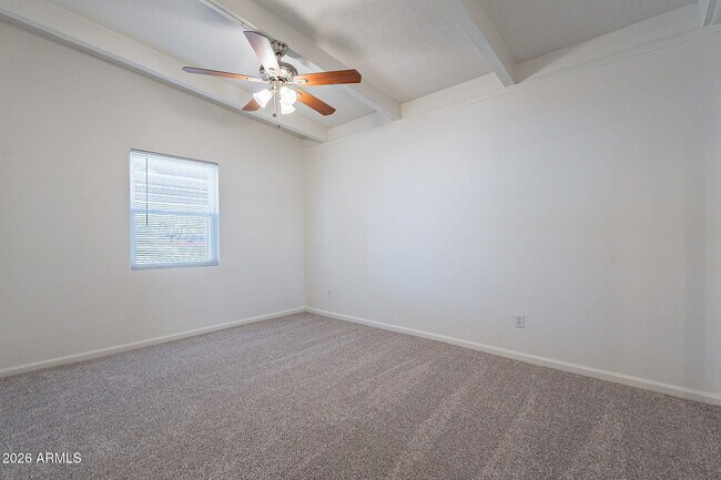 Building Photo - 1331 E Pierson St