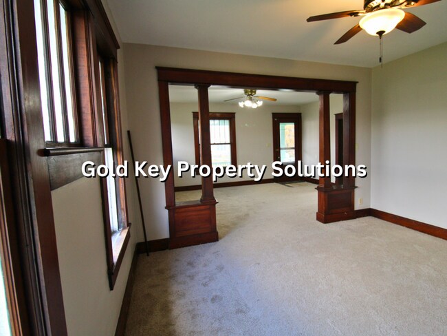 Building Photo - Huge 2 BR 1 BA with Garage and Covered Porch (NO SECTION 8)
