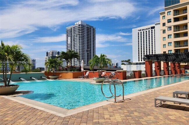 Building Photo - 110 N Federal Hwy