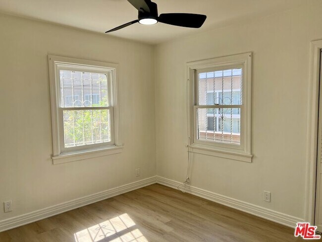 Building Photo - 3009 Dalton Ave
