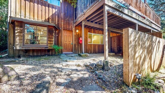 Building Photo - 11 Pedrini Wy