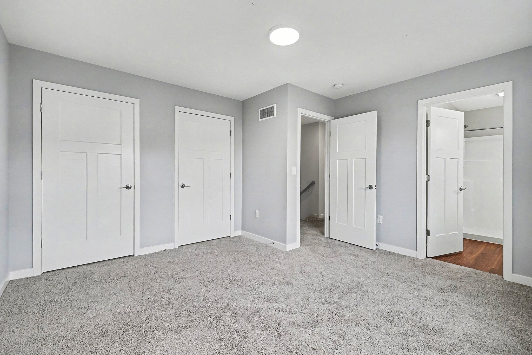 Building Photo - 120 Hart Ln