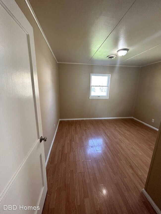 Building Photo - 2 br, 1.5 bath House - 4028 Reed St