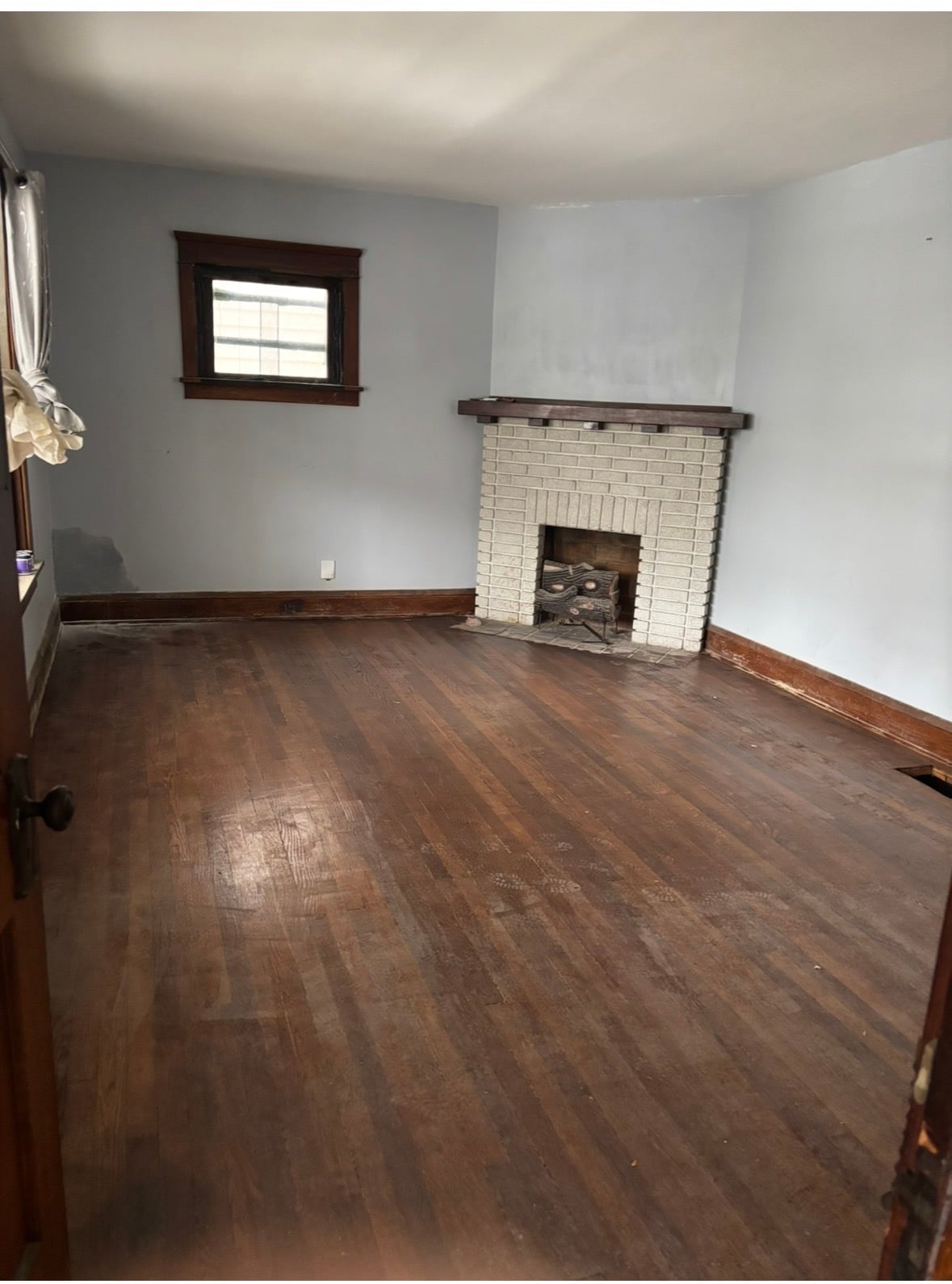 Building Photo - 2041 Elbur Ave