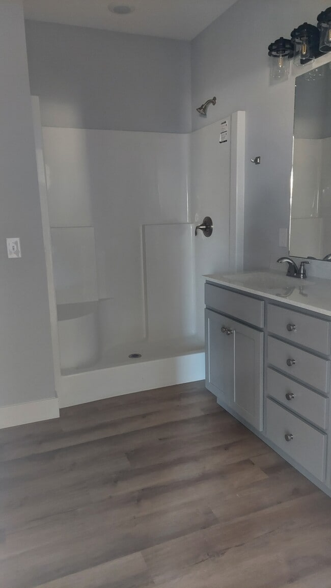 Building Photo - 1738 Sierra