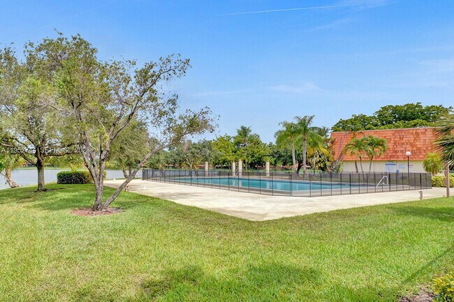 Building Photo - 8351 S Coral Cir