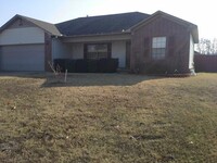 Building Photo - Contact Peggy Goodman 501 676 1758