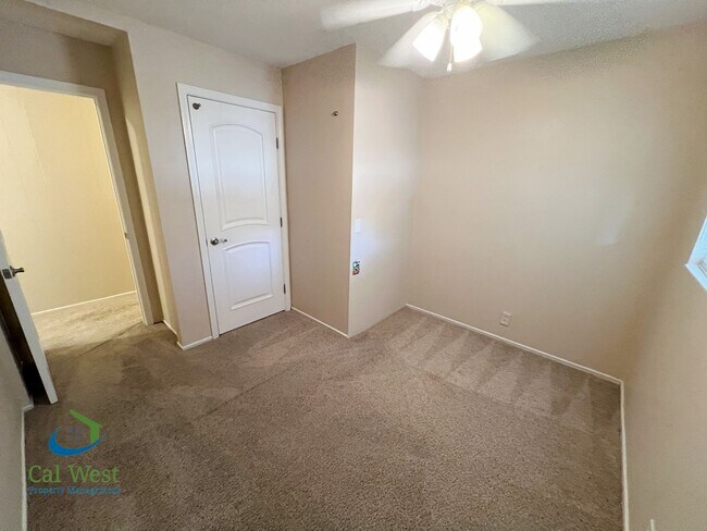 Building Photo - $5,095 - Beautiful 3/2 Bath Home Tucked Away in Prime Santa Clara's Location