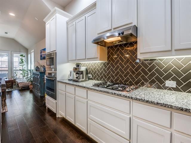Building Photo - 915 Enchanted Wood Dr