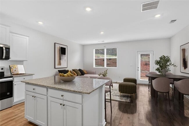 Building Photo - 2818 Georgia Aster Way