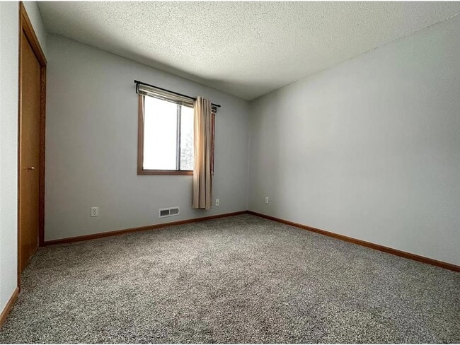 Building Photo - 3288 Dodd Ln