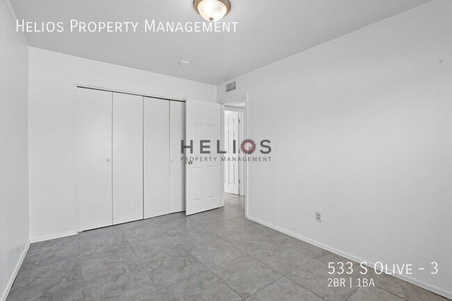 Building Photo - 533 S Olive-3