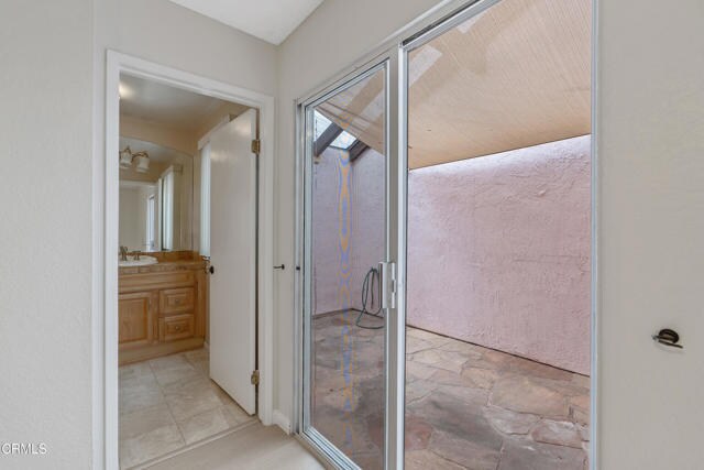 Building Photo - 2790 Hacienda Dr