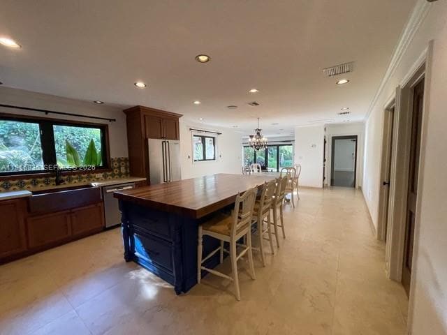 Building Photo - 721 Tibidabo Ave