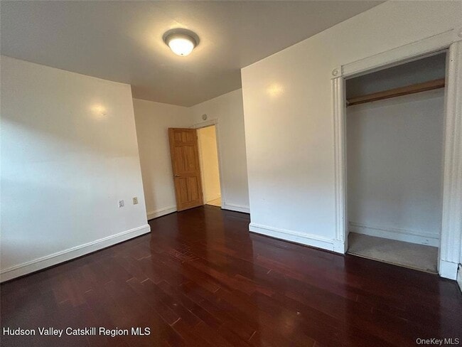 Building Photo - 127 E Chester St