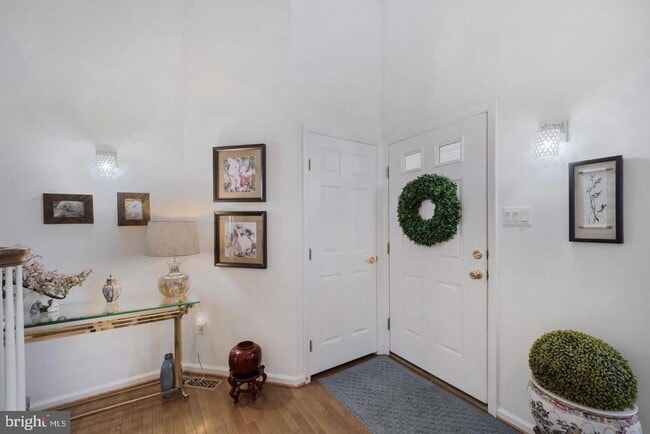 Building Photo - 2157 Vittoria Ct