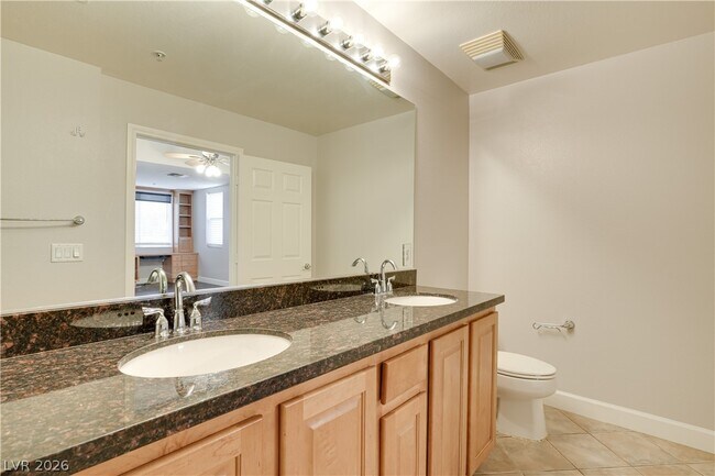 Building Photo - 91 E Agate Ave