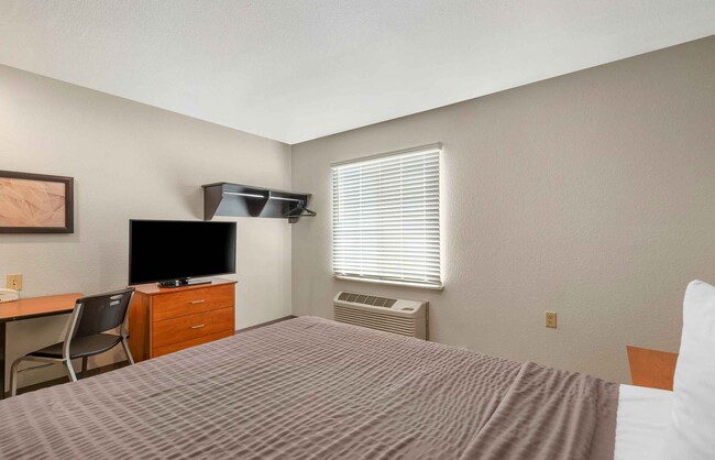 Building Photo - Furnished Studio-Austin - Round Rock