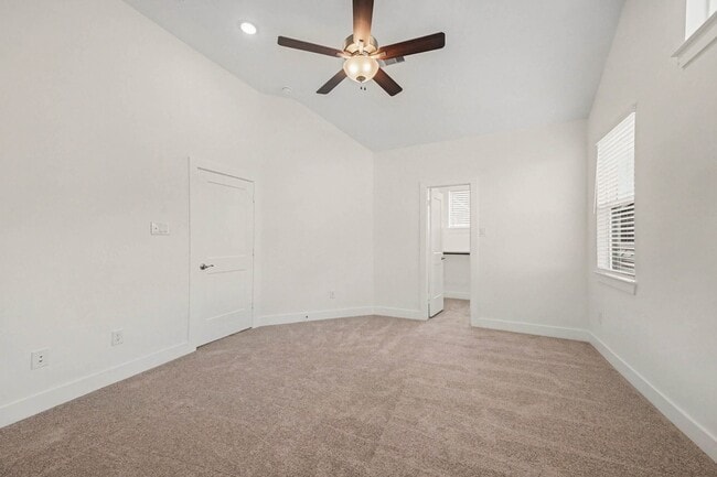 Building Photo - 21231 Creeping Bentgrass Dr