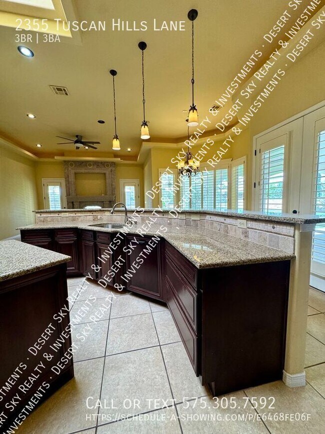 Building Photo - 2355 Tuscan Hills Ln