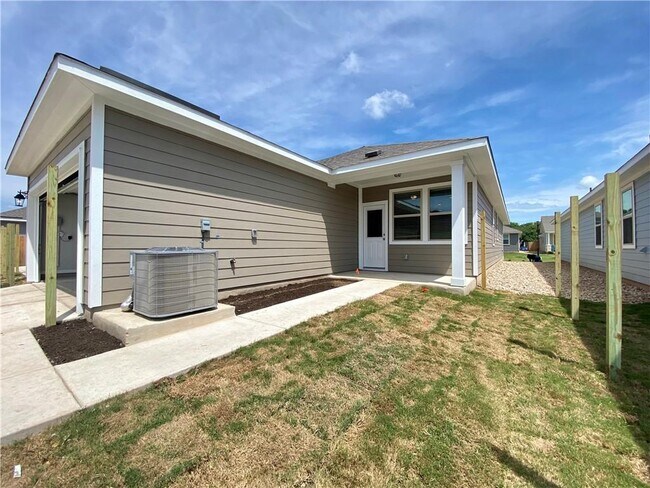 Building Photo - 2537 Pecan Island Dr