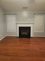 Building Photo - 11 Tiger Tank Ct