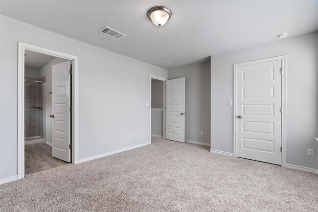 Building Photo - 1713 Yaupon Grove Ln