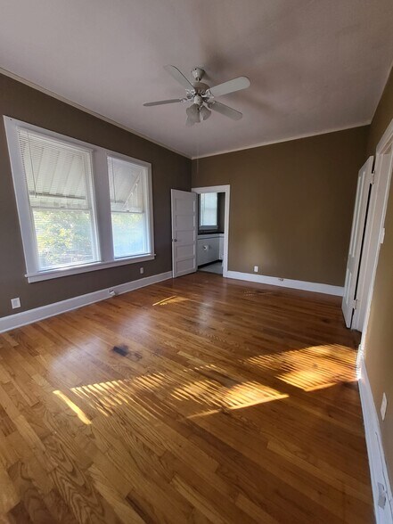 Building Photo - 41 S McLean Blvd